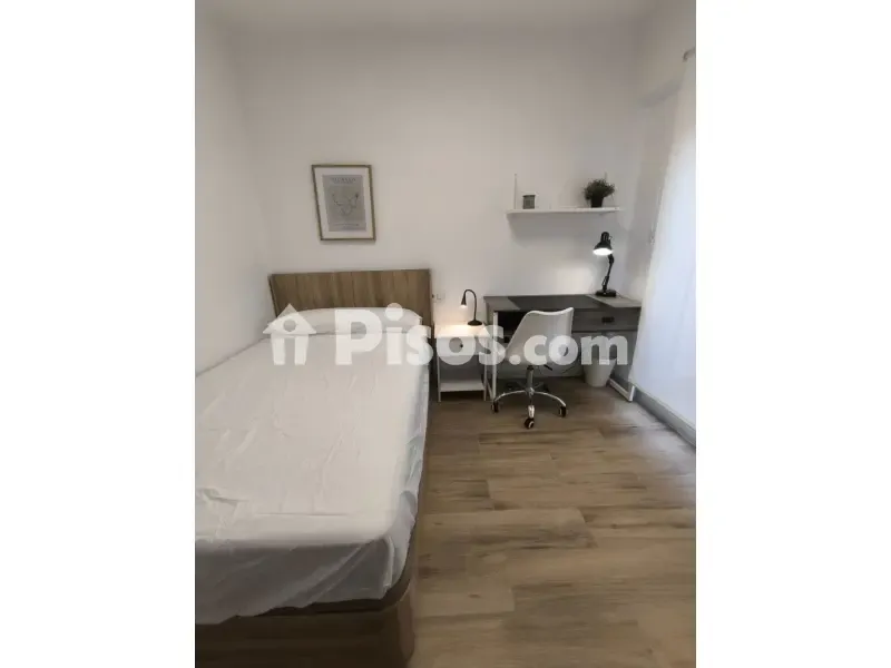 Chambres - Student-Friendly Flat with Terrace in Moncada