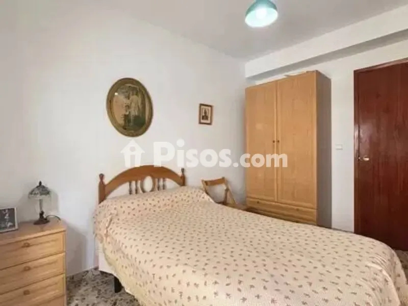 Chambres - Semi-detached House with Terrace in Loja