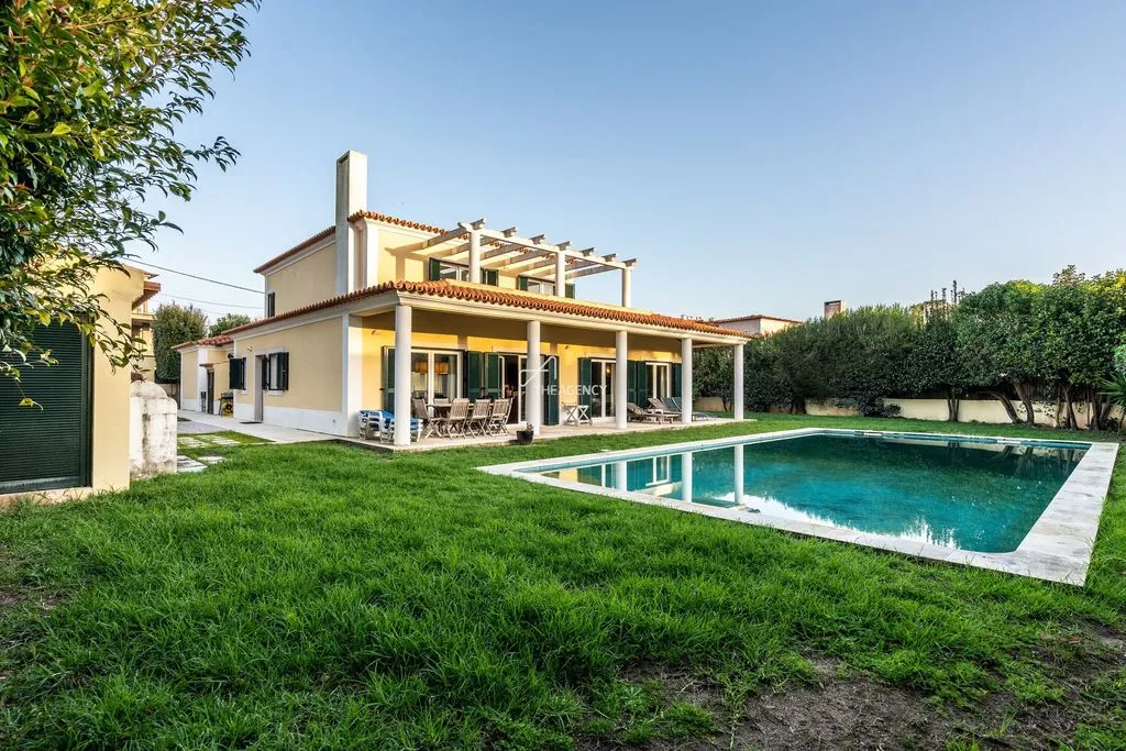 Piscine - Luxury Villa with Pool in Guia, Lisbon