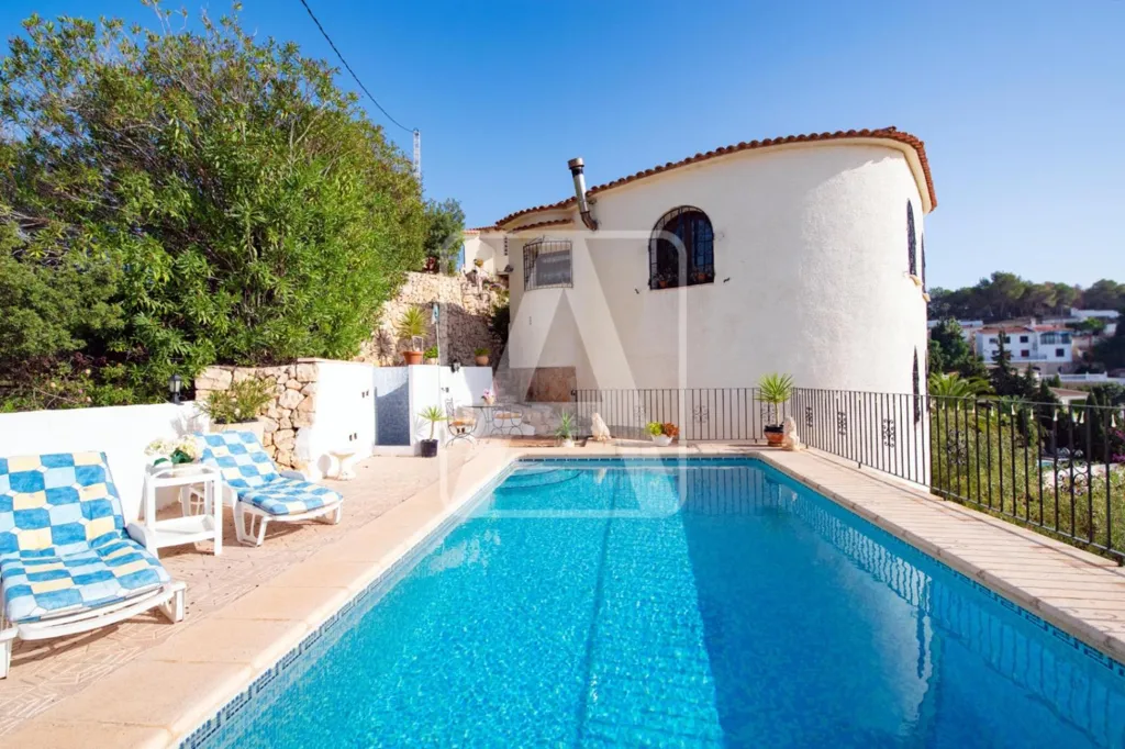 Piscine - Mediterranean Villa with Sea Views in Benissa