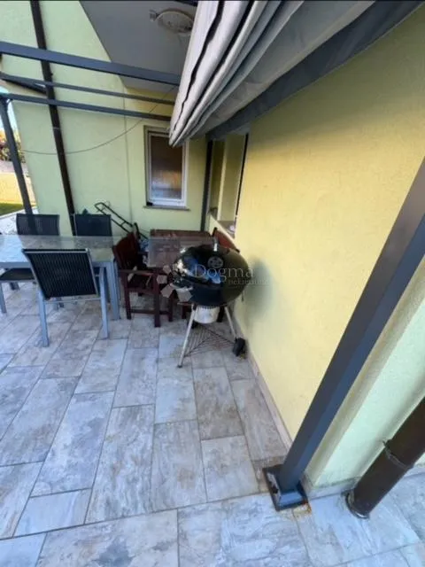 Terrasse - Flat with Sea View in Kostrena