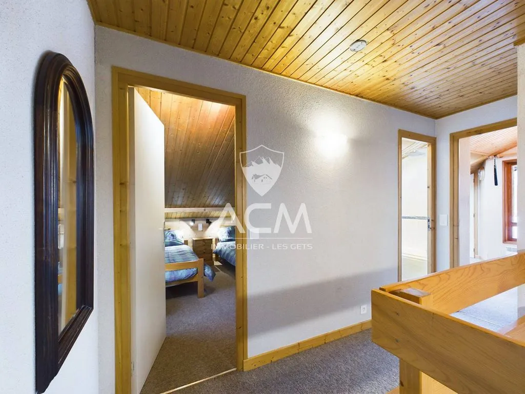 Esik - Triplex Flat with Mountain Views in Les Gets
