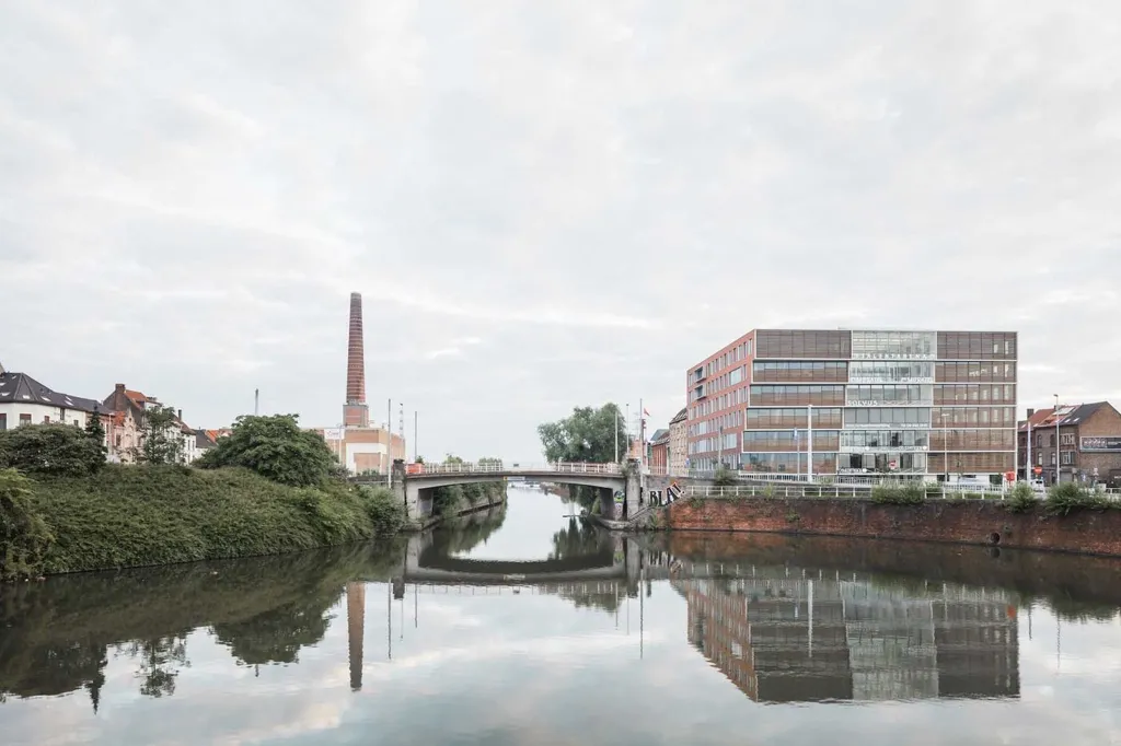 Office with Full Service in Gent
