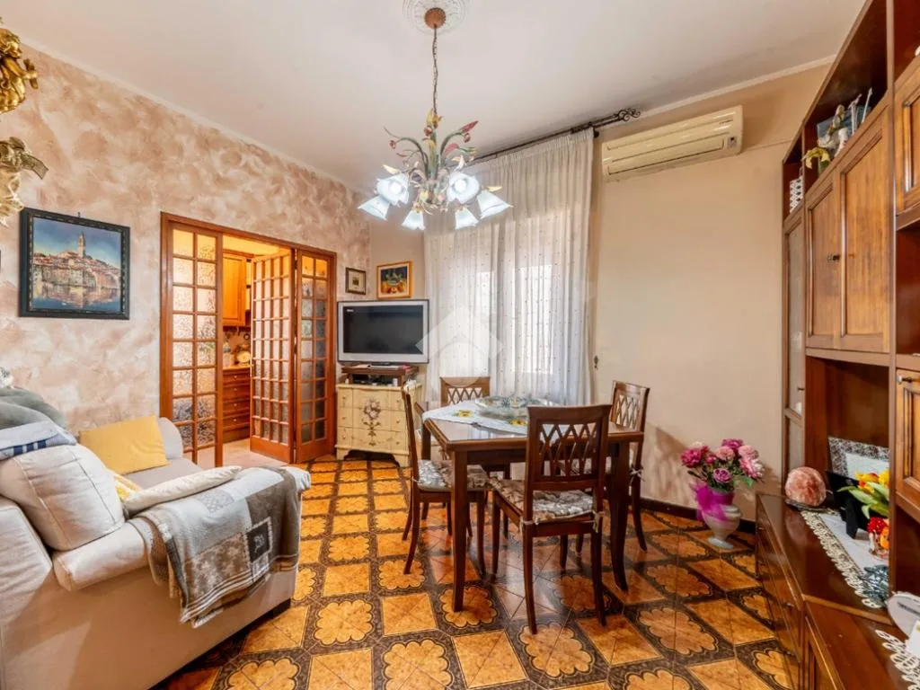 Salle à manger - Modernised 3-Room Apartment in Sacca, Modena