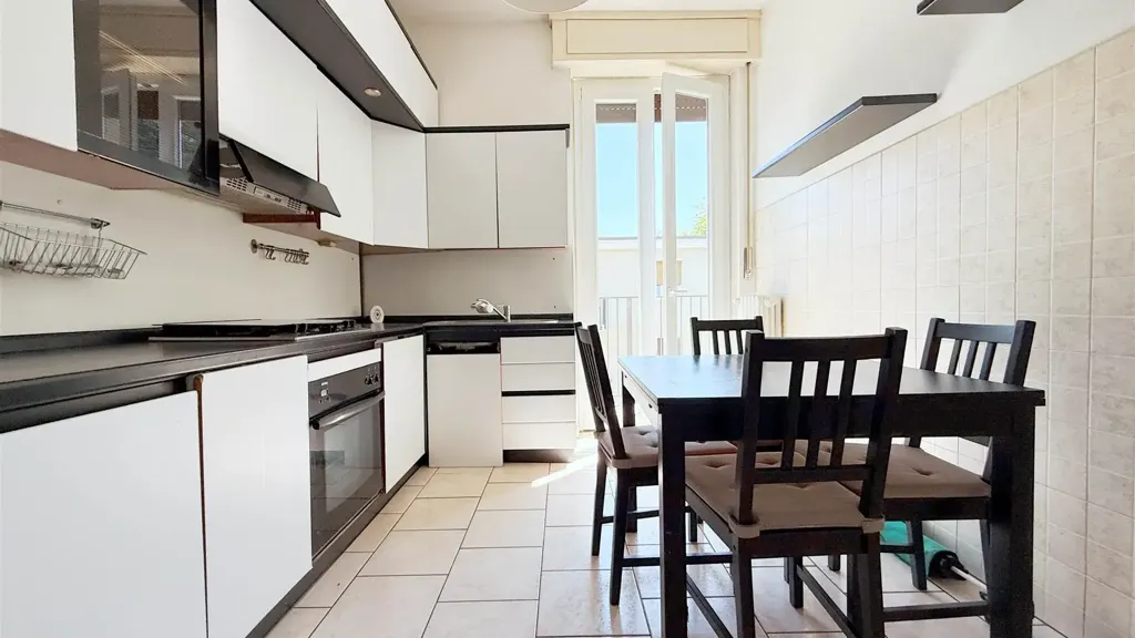 Cuisine - Triplex with Geothermal Heating in Vedano al Lambro