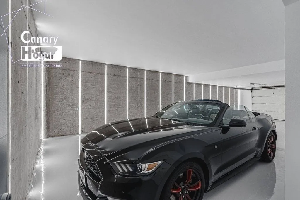 Garage - Luxury Villa with Ocean Views in Adeje