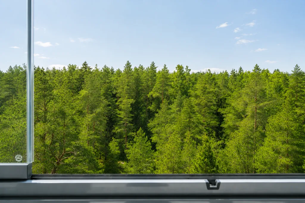 Toad - Modern Apartment with Forest View in Helsinki