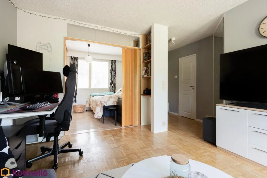 Elutuba - Spacious Duplex with Private Garden in Central Location