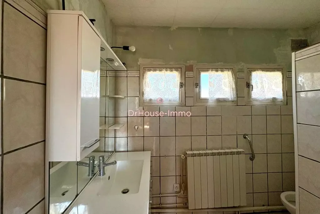 Vannitoad - 70s House with Garden in Convenient Location