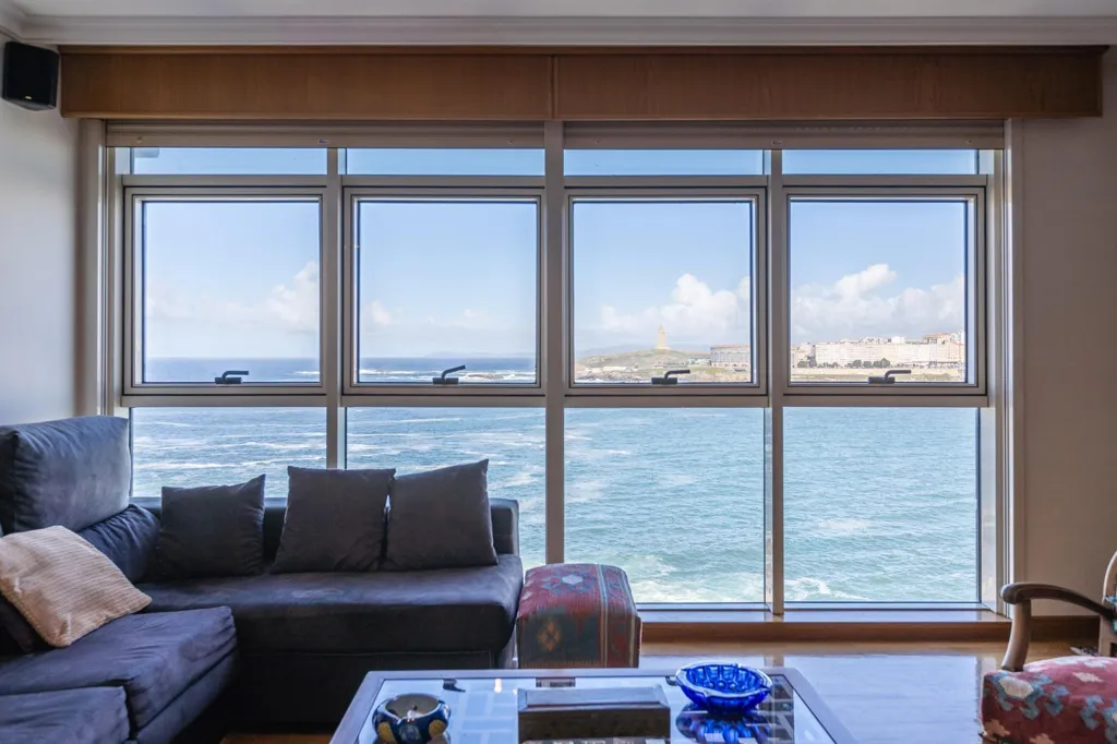 Elutuba - Duplex with Sea View on A Coruña Promenade