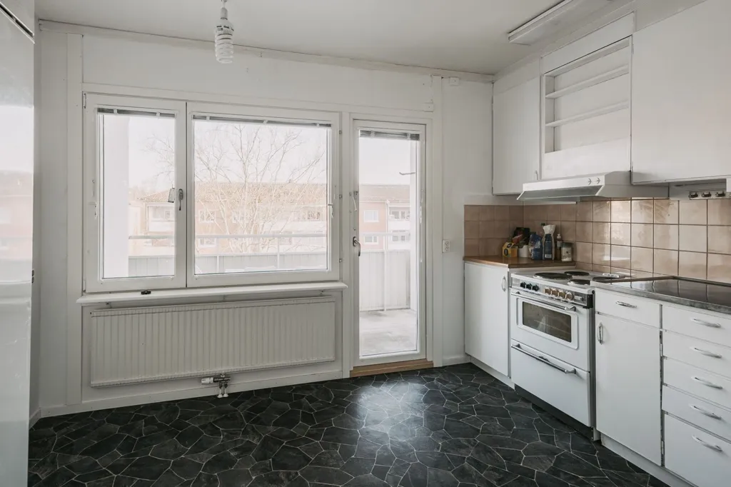 Cuisine - Apartment with Balcony in Mariestad