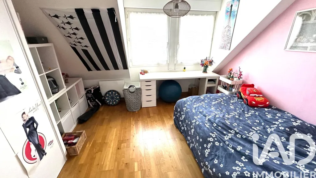 Chambres - Maison Indépendante avec Piscine à Vémars