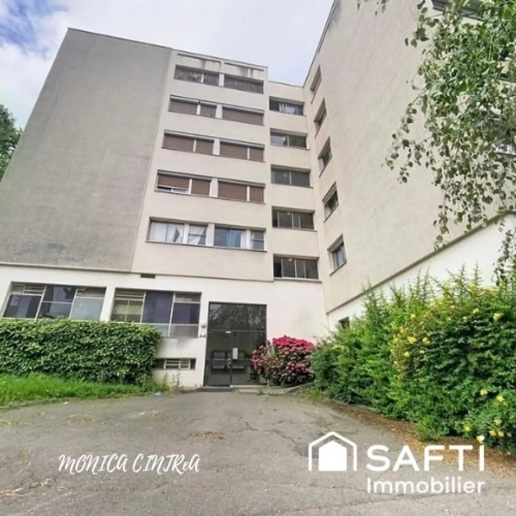 Esterno - Spacious 5-Piece Flat with Garage in Longjumeau