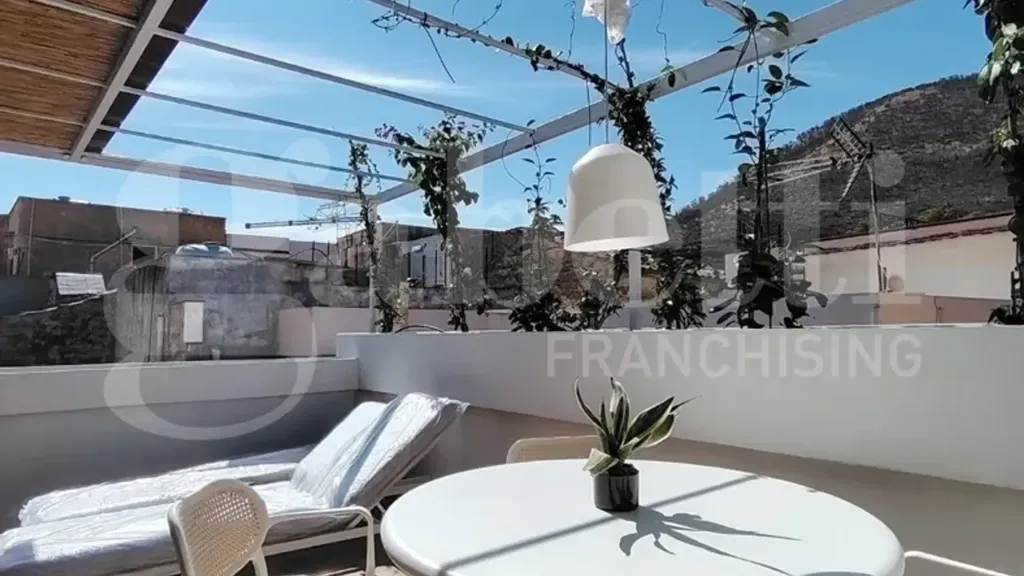 Terrass - Rustic Villa with Balcony in Palermo
