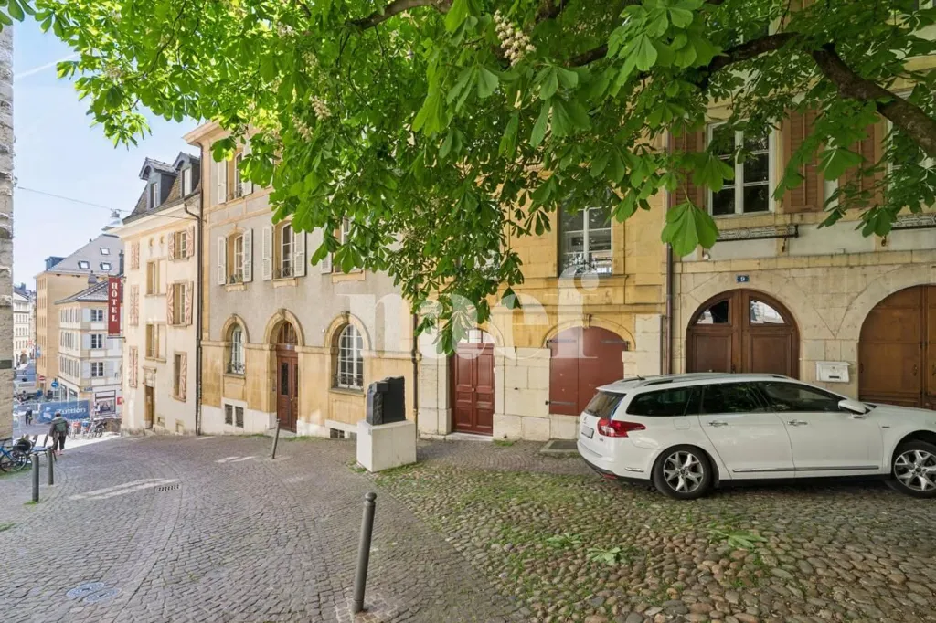 Välivaade - Office Château with City Centre Location in Neuchâtel