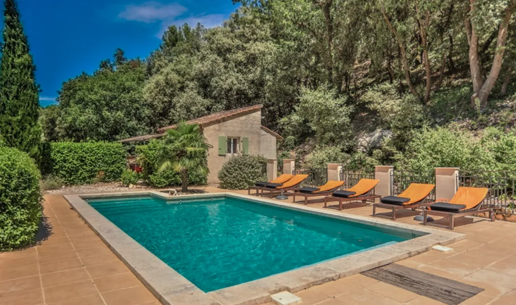 11-room property in L'Isle-sur-la-Sorgue