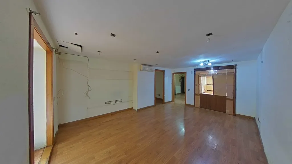 Pièces - Apartment with Central Location in El Raval, Barcelona