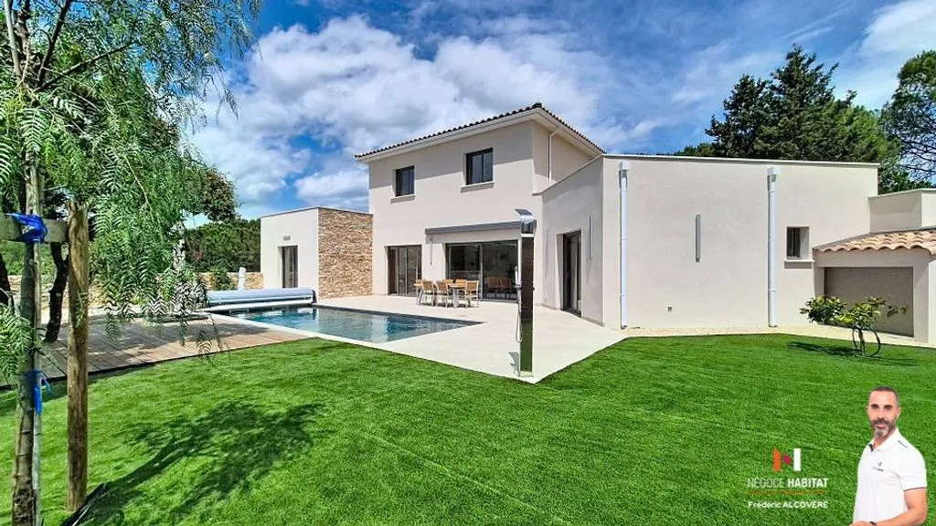 Esterno - Contemporary Villa with Pool in Langlade