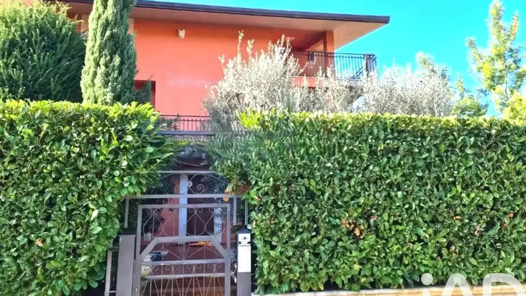 Extérieur - Rustic Villa with Panoramic Balcony in Lanciano