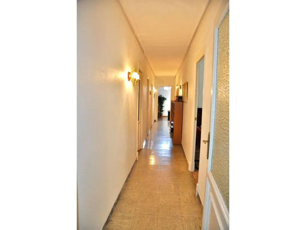 Entrée - 7-Bedroom Flat with Lift in Palencia