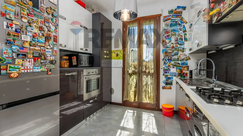 Cuisine - Modern Apartment with Terrace in Bergamo