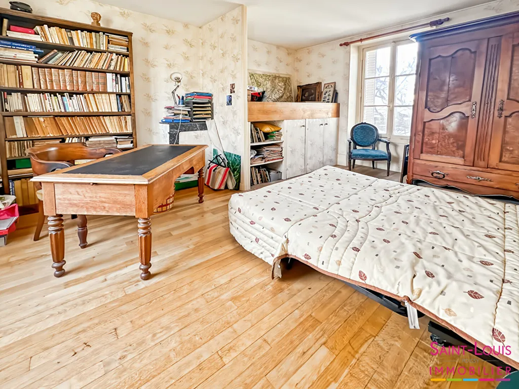 Magamistoad - Spacious House with Garden in Poissy Centre