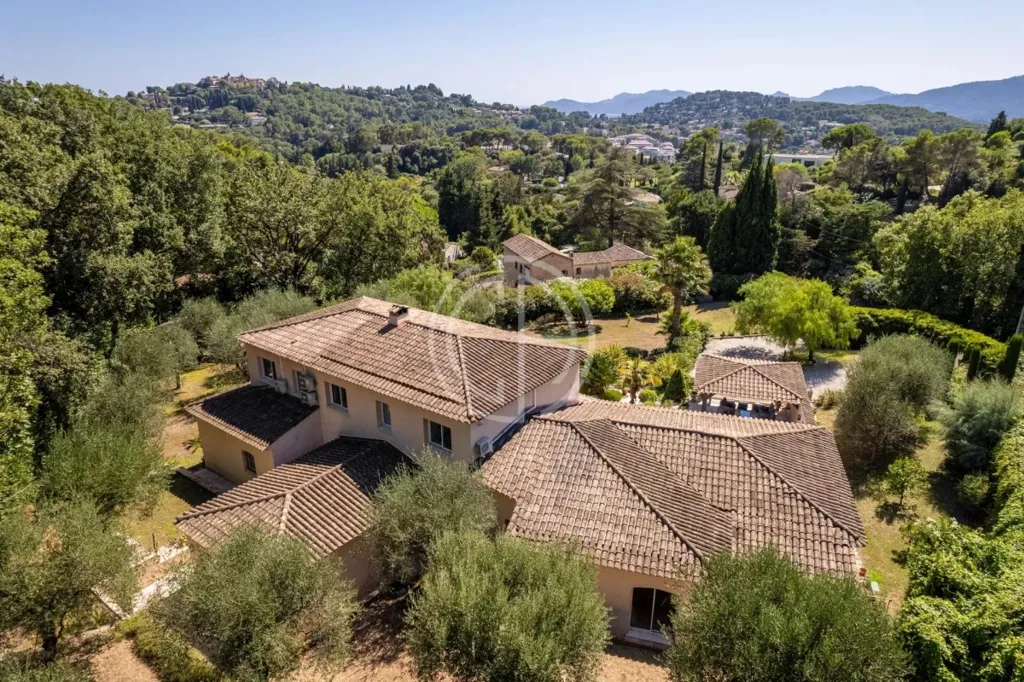 Õhuvaade - Bastide with Pool in Mougins