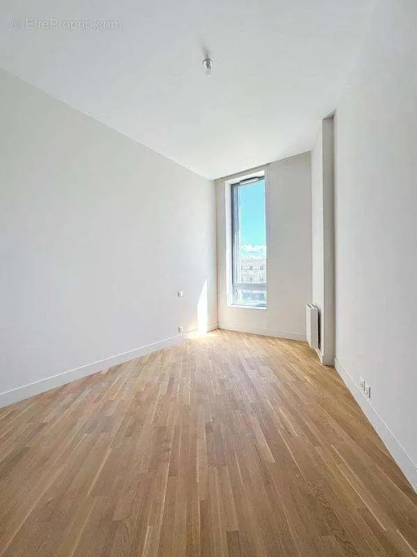 Pièces - Triplex avec Terrasse dans le Quartier Banasterie à Avignon