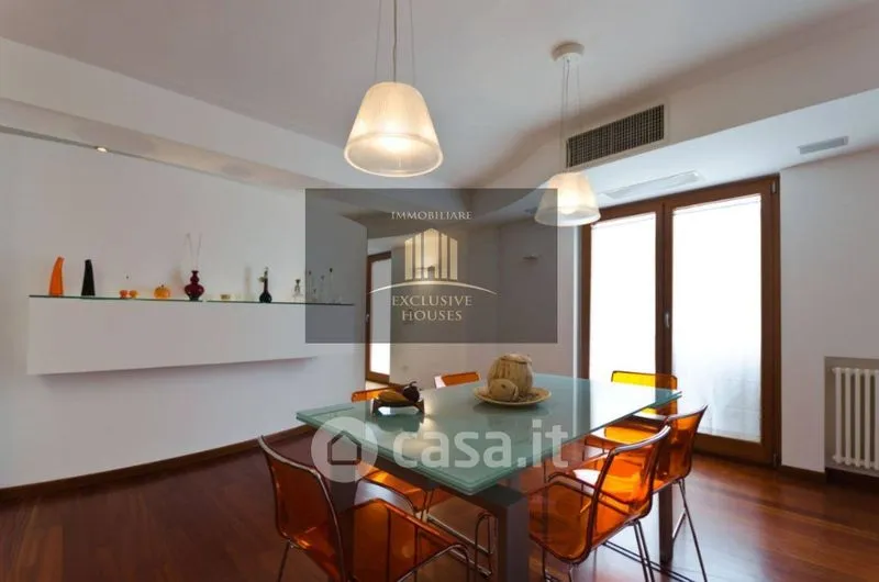 Salle à manger - Recently Rented Apartment with Balcony in Taormina
