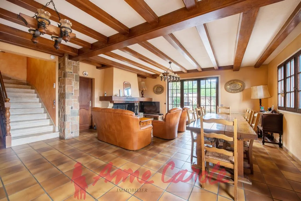 Elutuba - 7-Bedroom Mason's House with Garden in Joinville-le-Pont