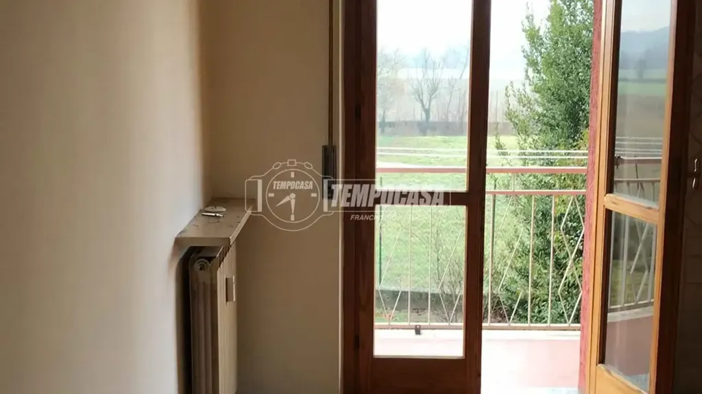 Balcon - Spacious Apartment with Balcony in Pontestura