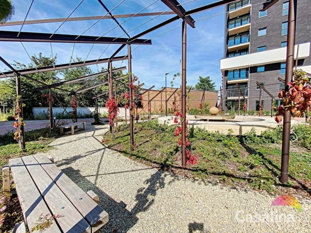 Jardin - Appartement Moderne avec Terrasse dans Domaine Privatif