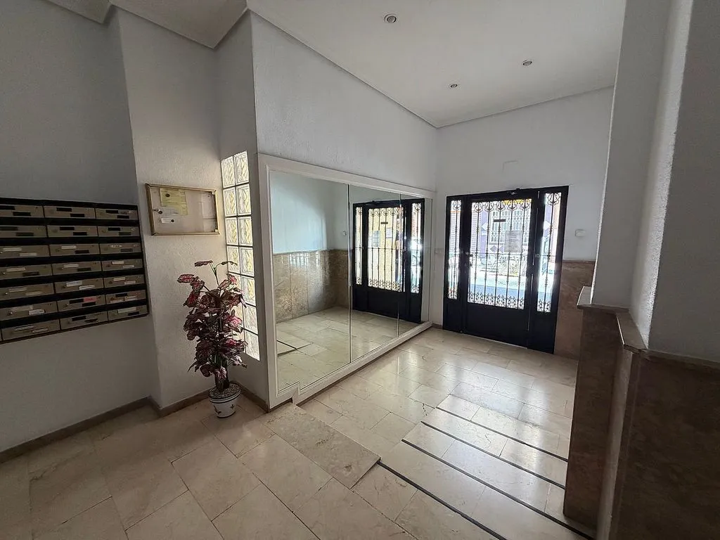 hallway_entrance