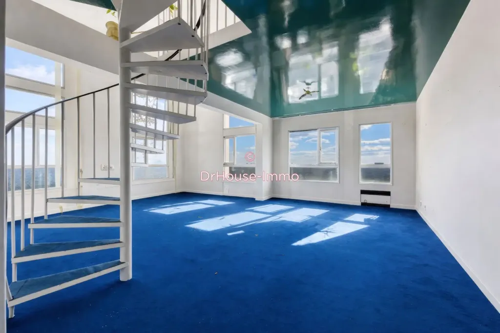Elutuba - Duplex Apartment with Panoramic View in Paris