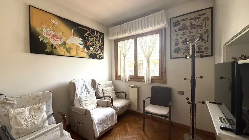 Elutuba - Bright Apartment with Terraces in Scandicci