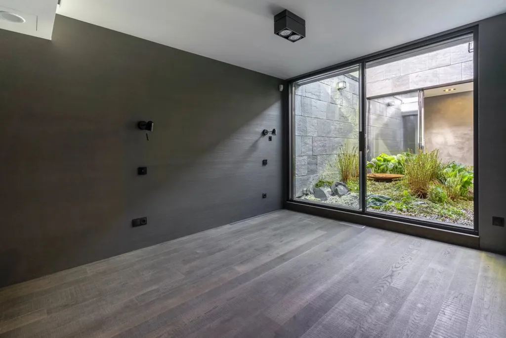 Entrée - Villa Luxueuse avec Piscine à Bereldange