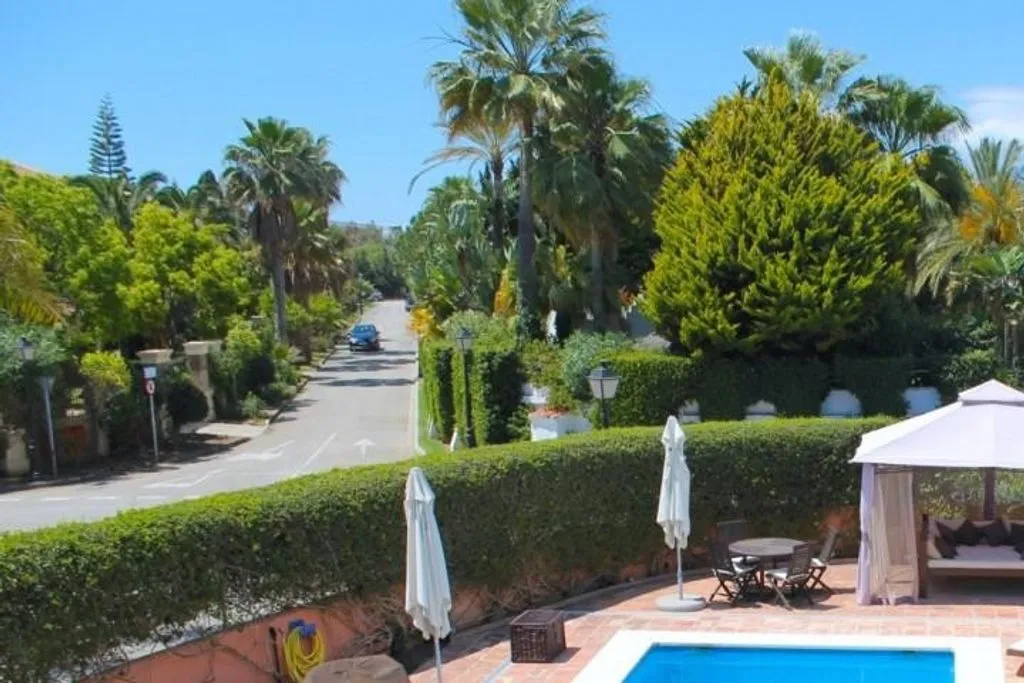 Piscine - Andalusian Villa with Pool in Estepona