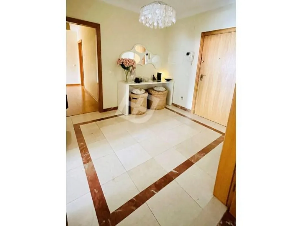Entrée - Luxury Apartment with River View in Aveiro