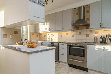 Köök - Spacious Villa with Balcony in Linköping