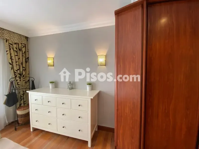 Chambres - Apartment with Balcony in Algorta Centre