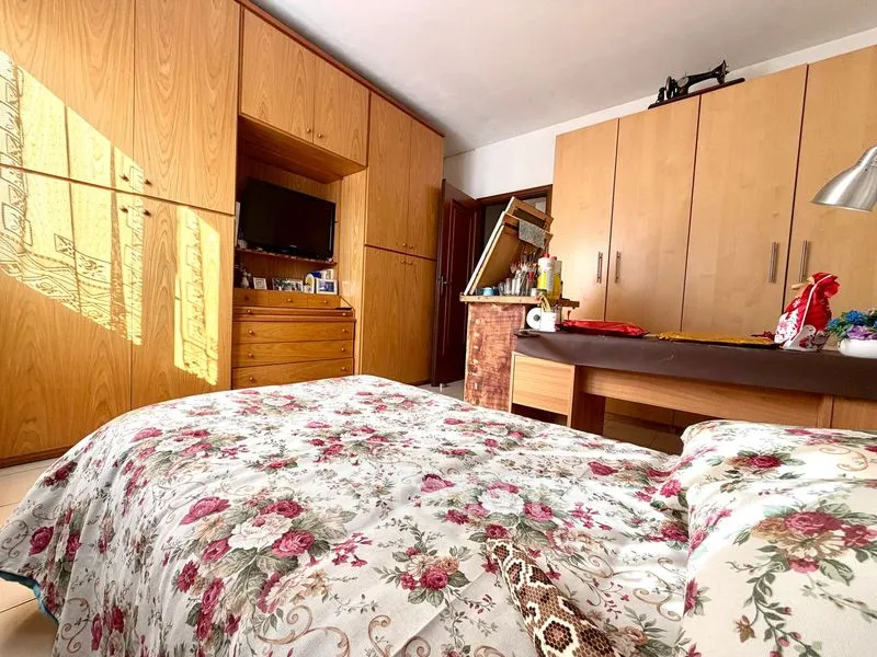 Chambres - Five-Bedroom Apartment with Terrace in Florence
