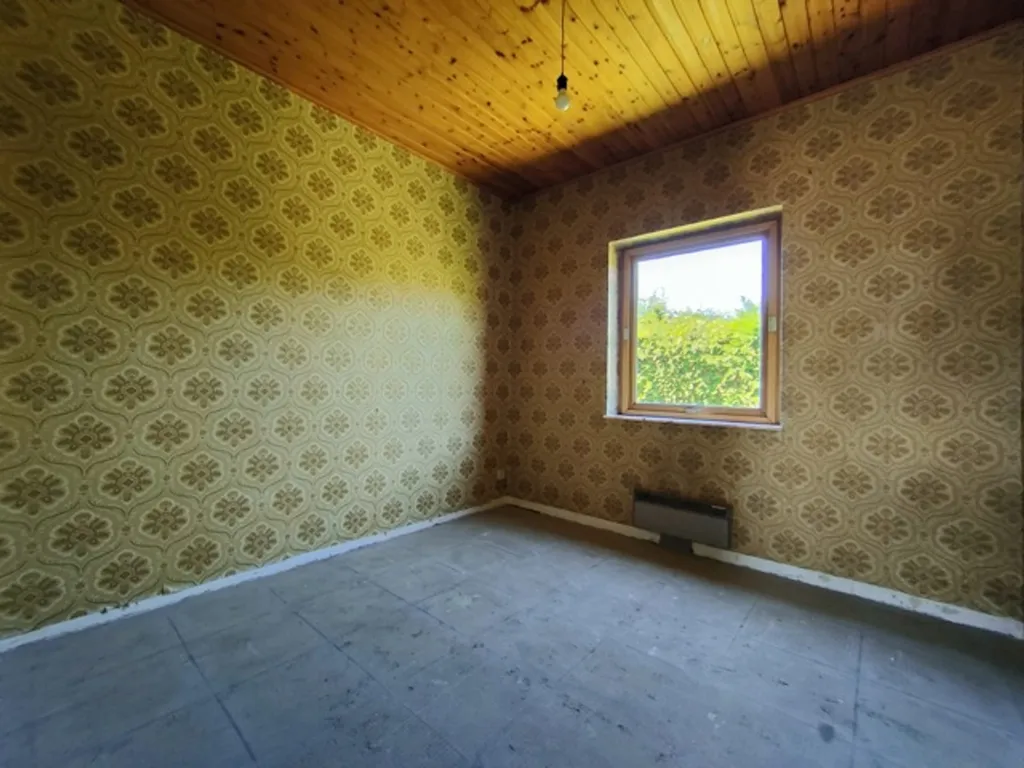 Toad - Villa with Garage in Dinant
