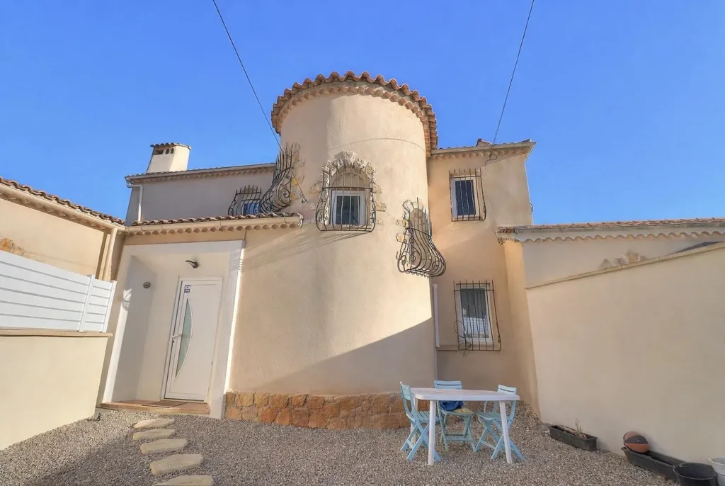 Extérieur - Maison de Luxe avec Terrasse à Antibes