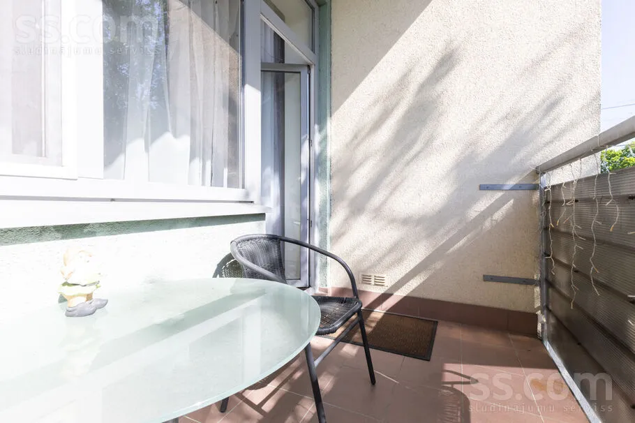 Balcon - Sunny Two-Bedroom Flat in Green Imanta