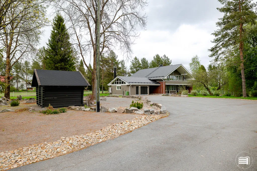 Välivaade - Architect-Designed House with River View in Kyrönjoki