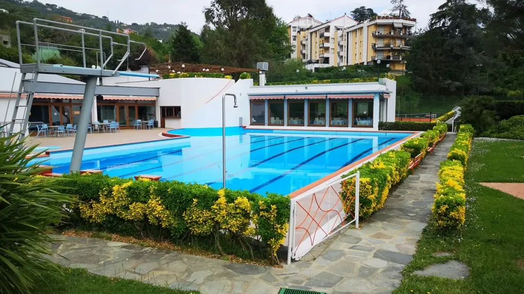 Piscina - Apartment with Sea View in Rapallo