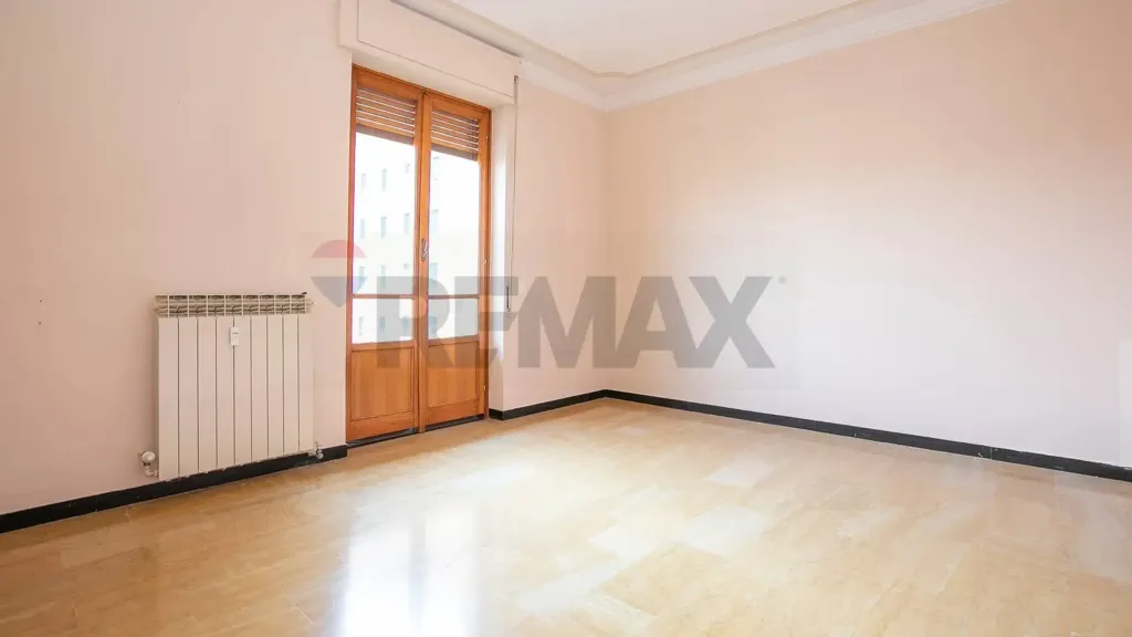 Pièces - Spacious Apartment with Balcony in Novi Ligure