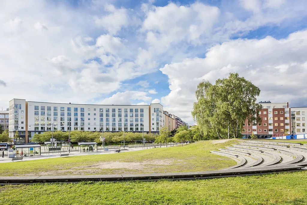 Apartment with West Balcony in Hammarby Sjöstad