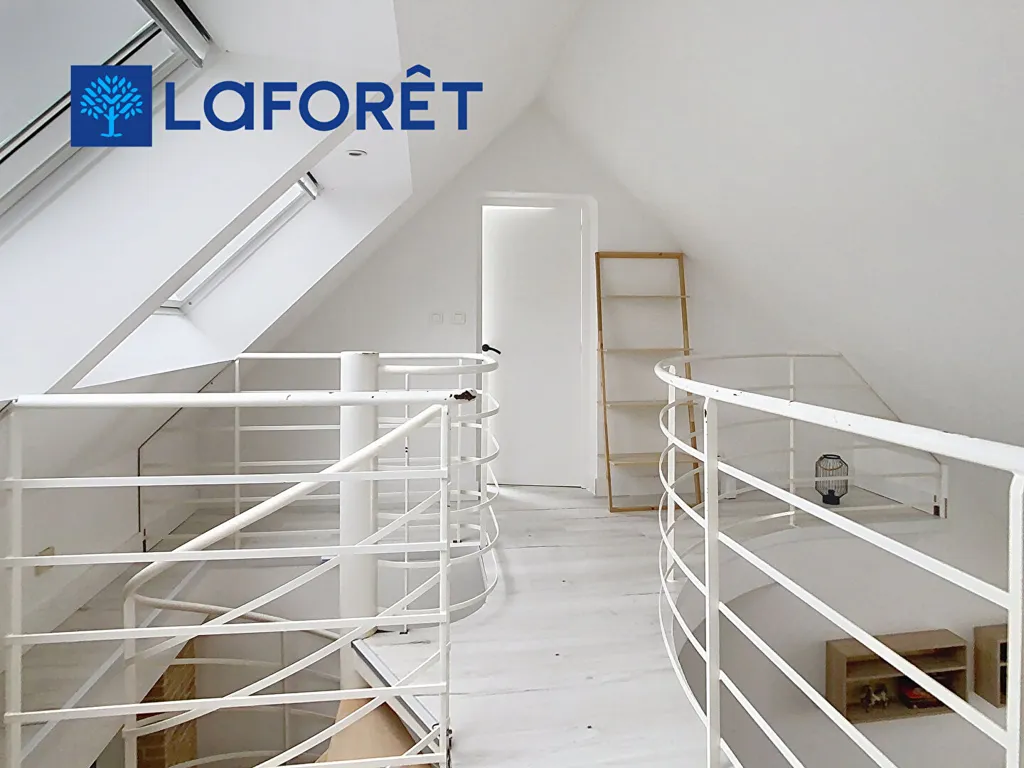 Stanze - Duplex Apartment with Multi-Exposure in Hennebont