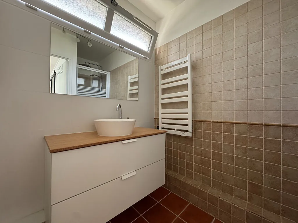 Vannitoad - Refurbished Flat in Fontenay-sous-Bois